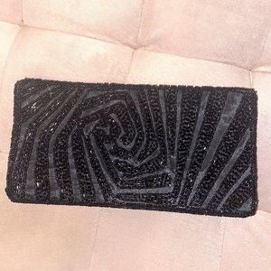 Bijoux Turner Beaded Black Clutch / Crossbody